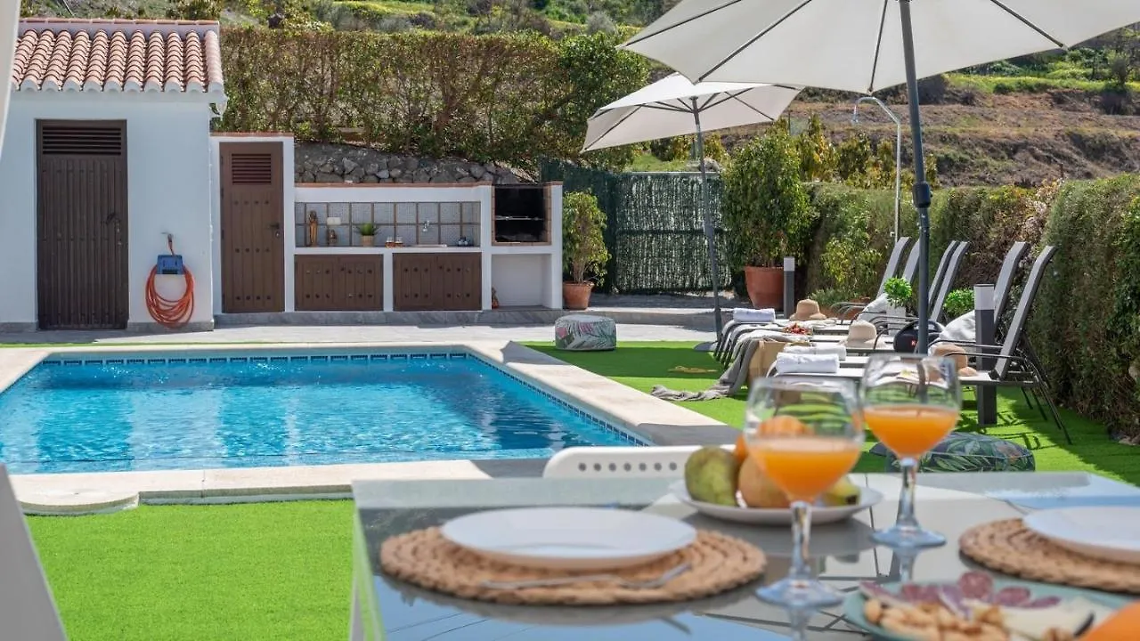 Villa Cortijo Entre Pueblos Competa By Ruralidays